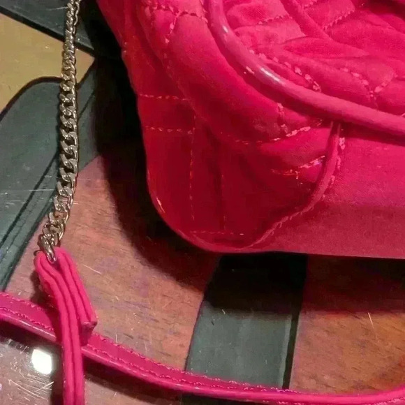 Vera Bradley Quilted Crossbody - Picture 1 of 8
